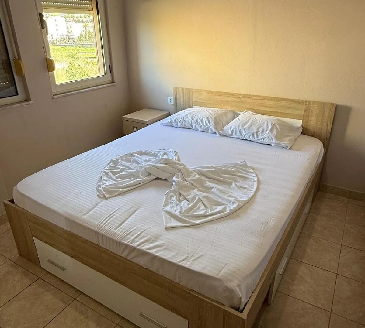 Alro Apartment Durres 0*,  Albania