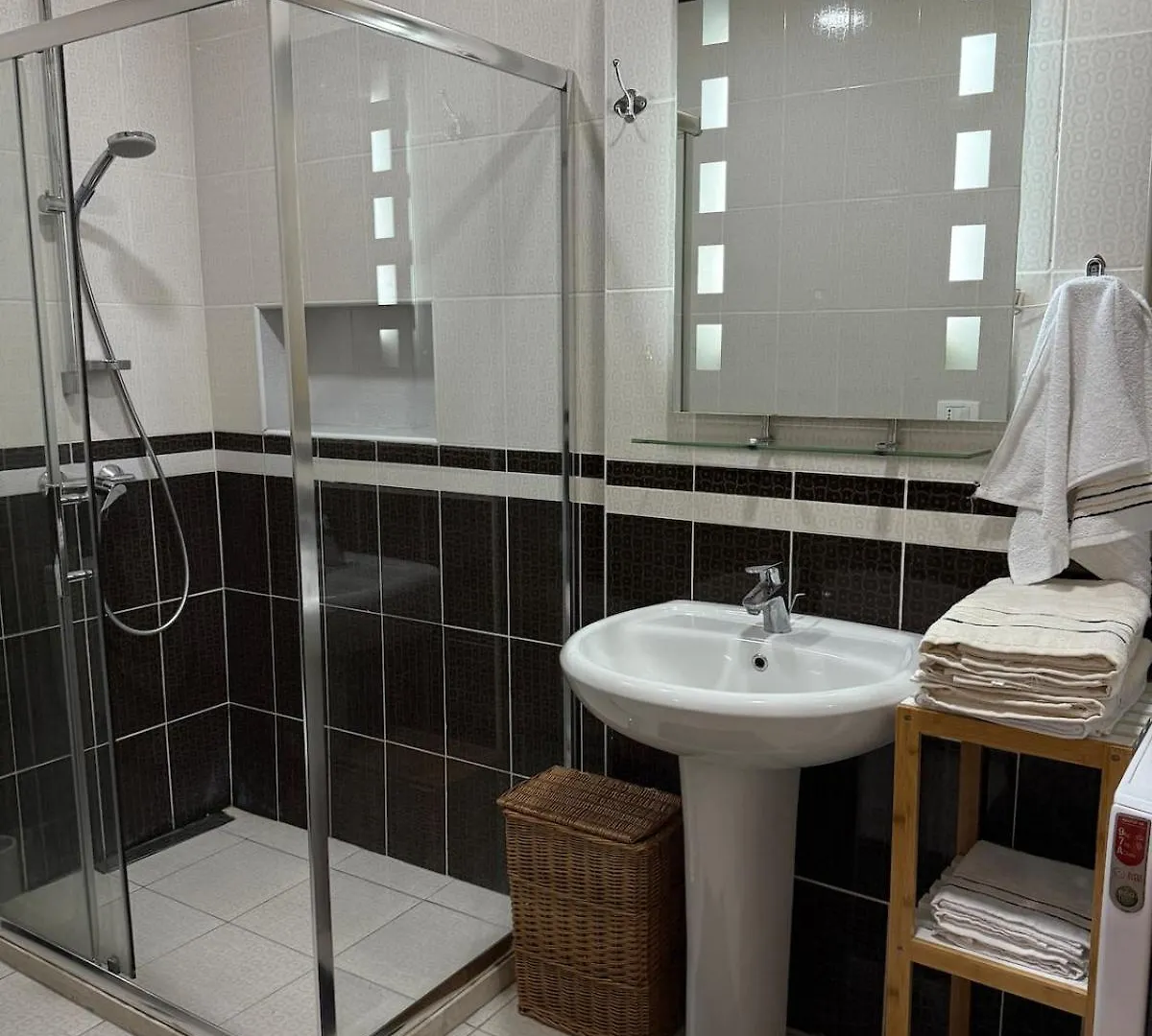 Alro Apartment Durres
